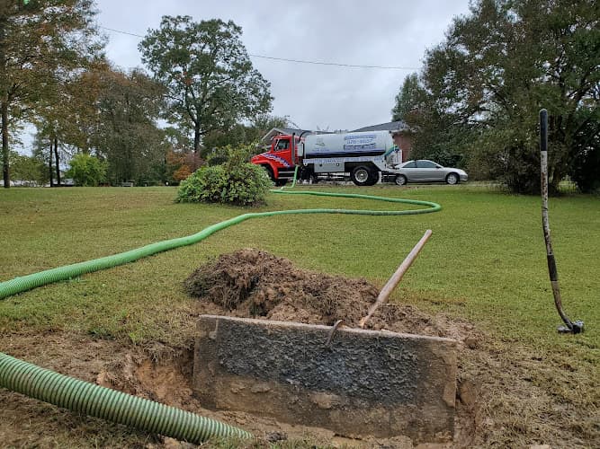Hugh R Simmons Septic Tank Services photo
