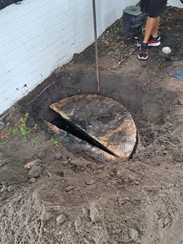 Robby's Septic Plumber photo